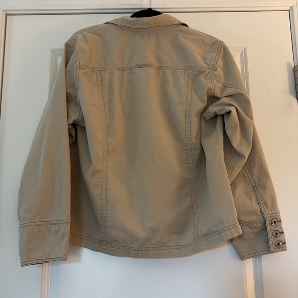 Columbia Women’s Light Brown Utility Jacket - Picture 6 of 13